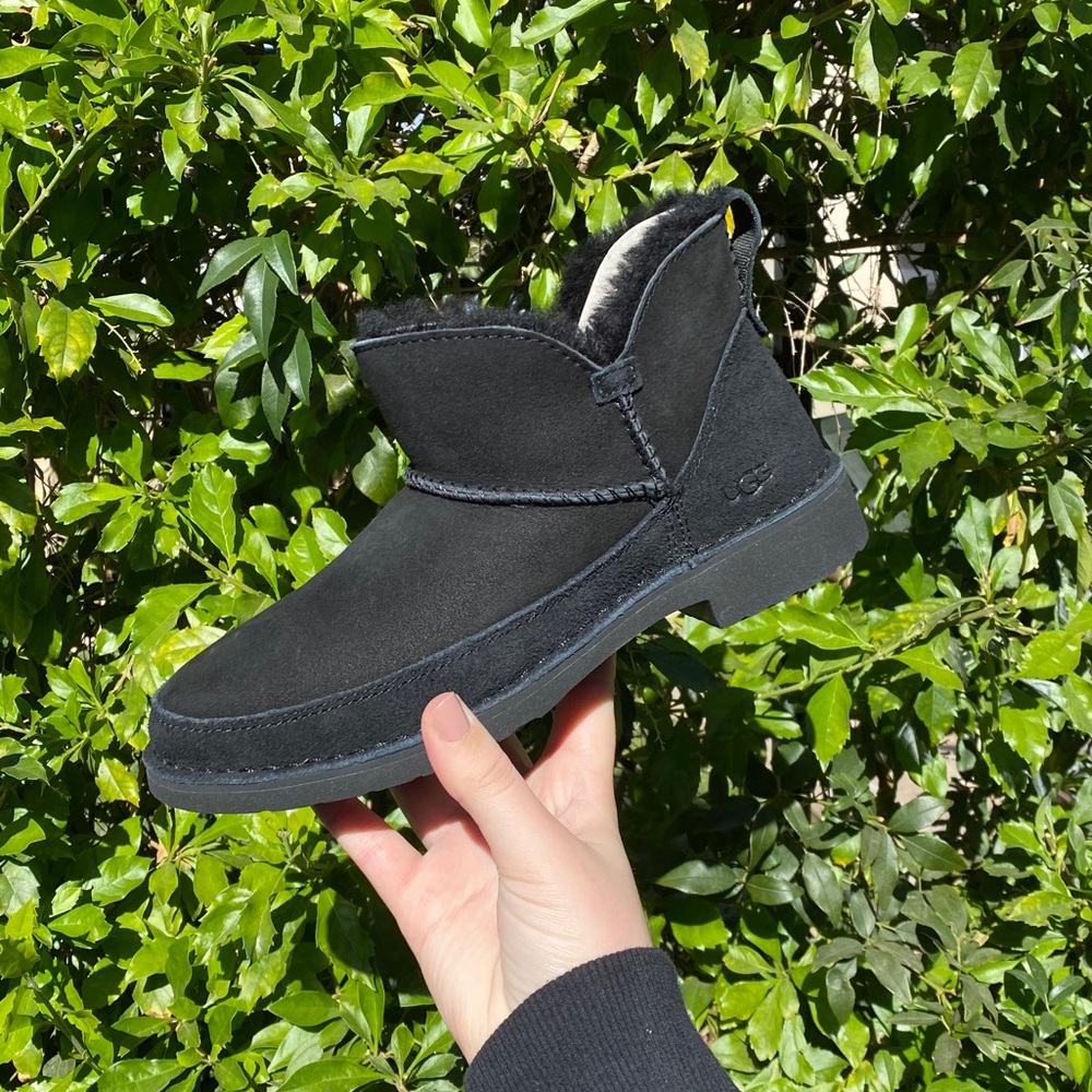 NWT Ugg Melrose Boot - Picture 5 of 11